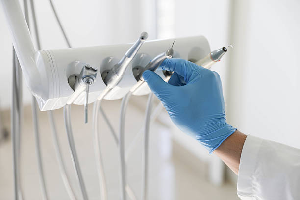 Professional Emergency Dentist technician working in Edison, GA
